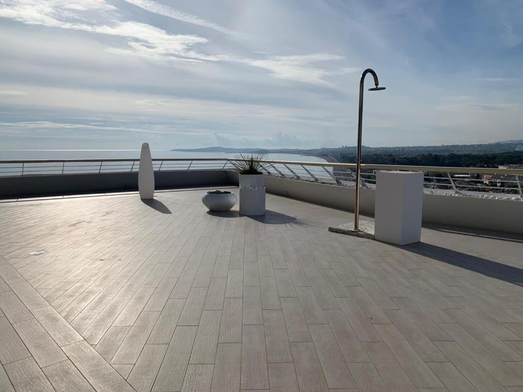 Port Marina Baie Des Anges Apartment Villeneuve-Loubet Exterior foto